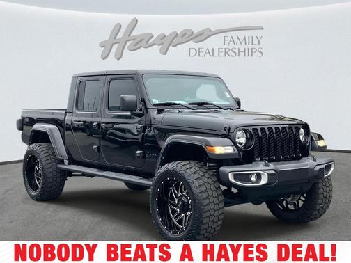 2021 Jeep Gladiator Sport