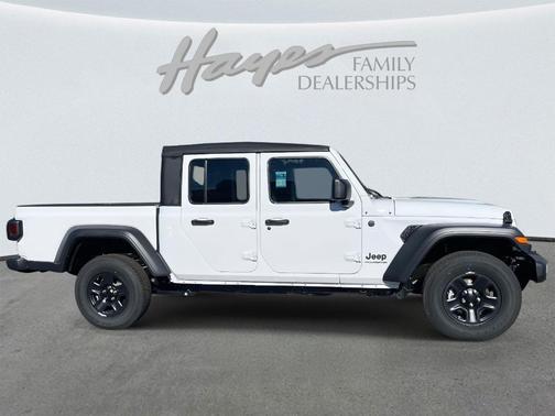 2026 Jeep Gladiator Sport