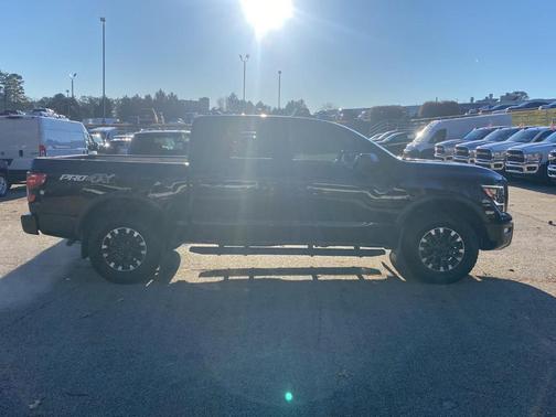 2023 Nissan Titan PRO-4X