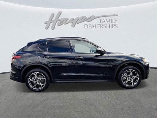 2022 Alfa Romeo Stelvio Sprint