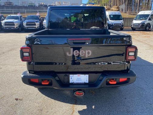 2025 Jeep Gladiator Mojave