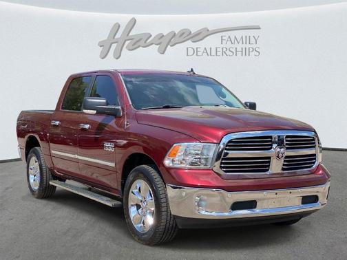 Delmonico Red Pearlcoat 2018 RAM 1500 Big Horn