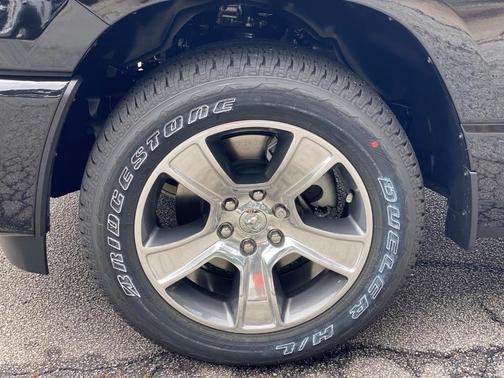 Diamond Black 2026 RAM 1500 Express
