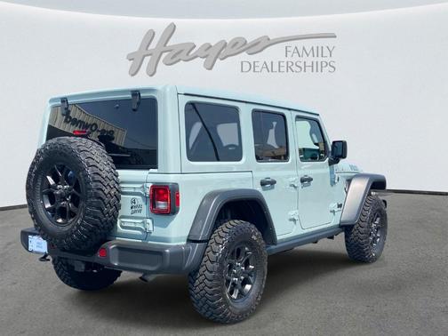 Earl Clearcoat 2024 Jeep Wrangler Sport