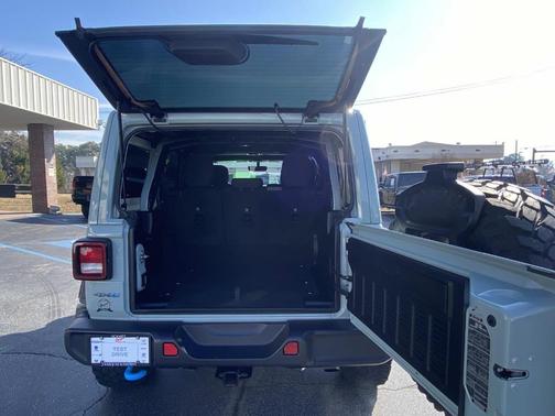 2023 Jeep Wrangler 4xe Base