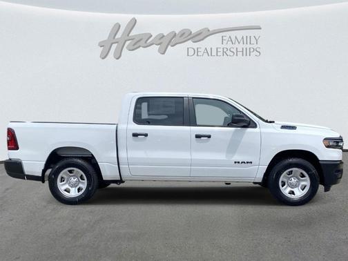 Bright White Clearcoat 2026 RAM 1500 Tradesman
