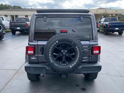 2022 Jeep Wrangler Unlimited Sport