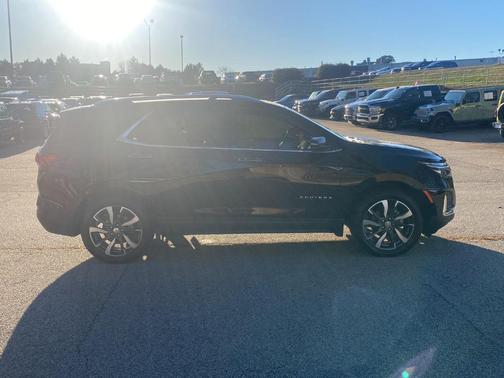 2022 Chevrolet Equinox Premier