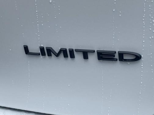 2026 Chrysler Pacifica Limited