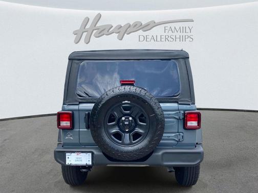 Anvil Clearcoat 2025 Jeep Wrangler Sport