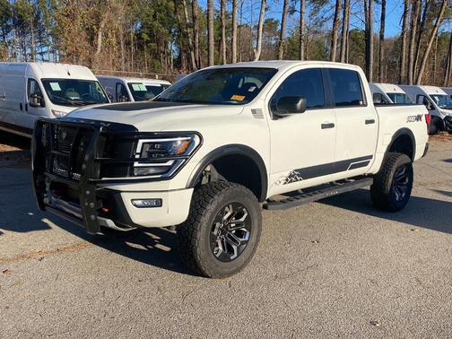 2023 Nissan Titan PRO-4X