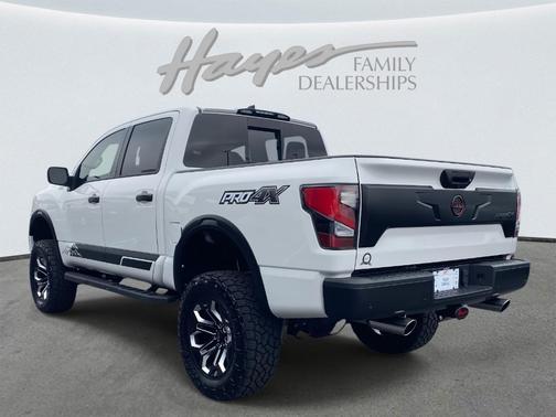 2023 Nissan Titan PRO-4X