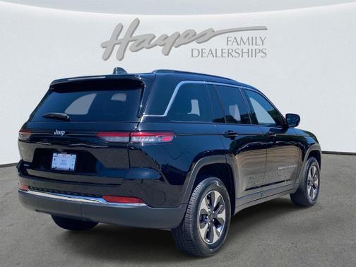 Diamond Black 2024 Jeep Grand Cherokee 4xe Base