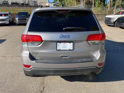 2018 Jeep Grand Cherokee Laredo E