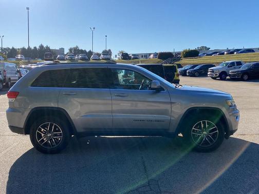 2018 Jeep Grand Cherokee Laredo E