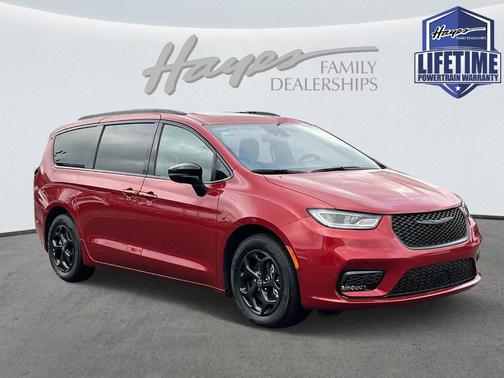 2025 Chrysler Pacifica Hybrid Select