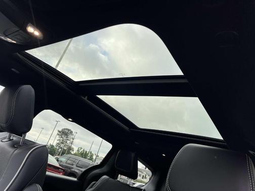 2025 Chrysler Pacifica Hybrid Select