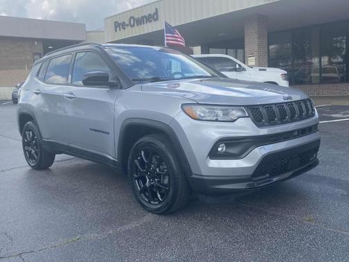 2023 Jeep Compass Altitude