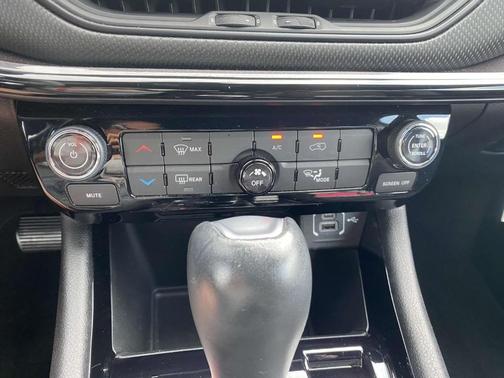 2023 Jeep Compass Altitude