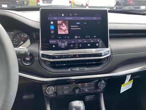 2023 Jeep Compass Altitude