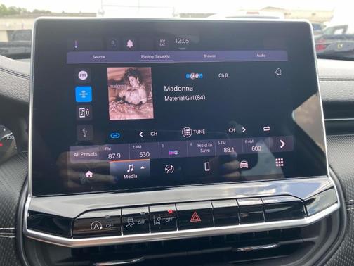 2023 Jeep Compass Altitude