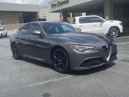 2022 Alfa Romeo Giulia Ti