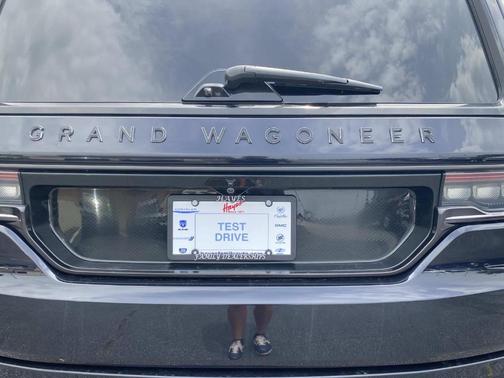 Midnight Sky 2025 Jeep Grand Wagoneer Series III