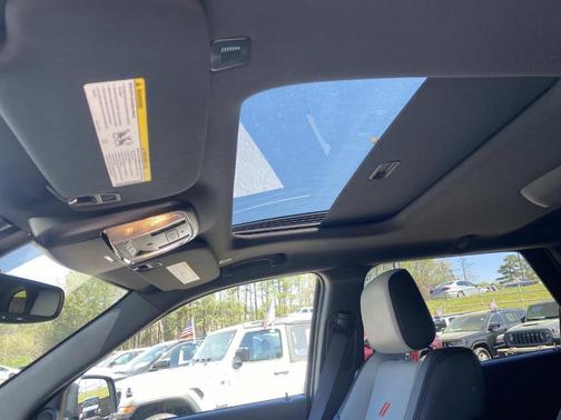 DB Black Clearcoat 2024 Dodge Durango GT