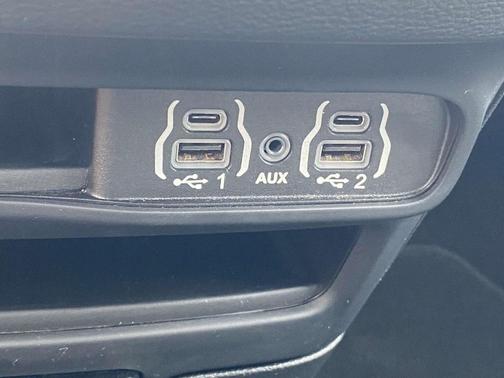 2021 Chrysler Pacifica Touring-L