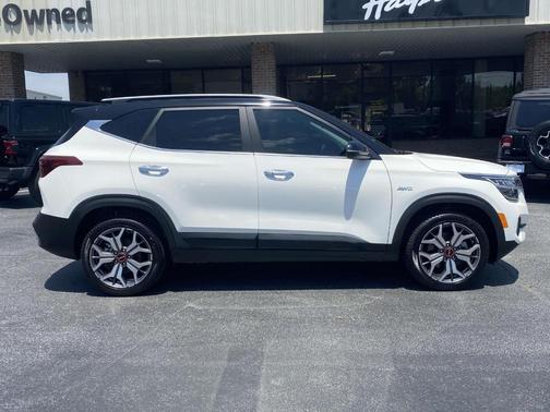 2022 Kia Seltos SX