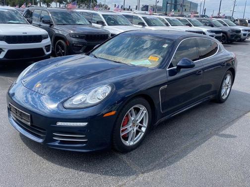 2014 Porsche Panamera 4S
