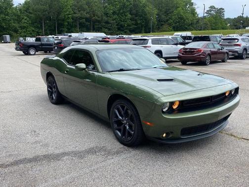 2021 Dodge Challenger SXT