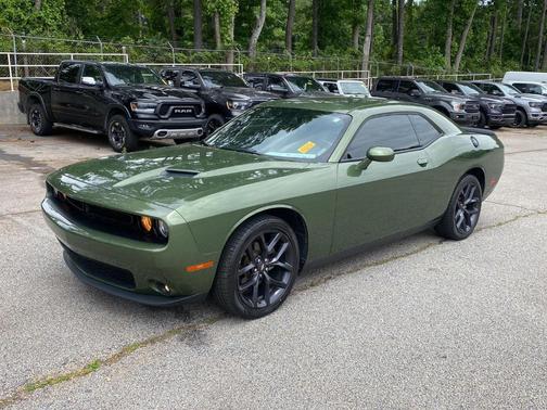 2021 Dodge Challenger SXT