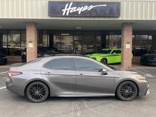 2022 Toyota Camry XSE V6