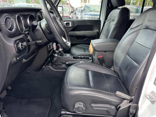 2022 Jeep Wrangler Unlimited 4xe Sahara