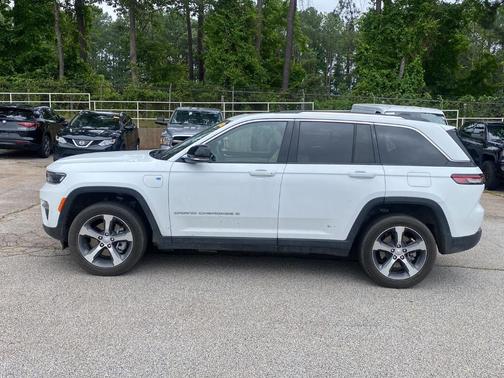 2022 Jeep Grand Cherokee 4xe Base