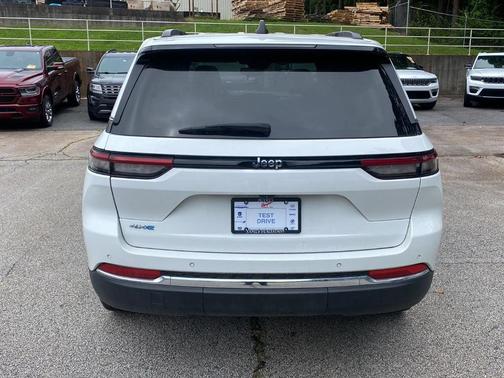 2022 Jeep Grand Cherokee 4xe Base