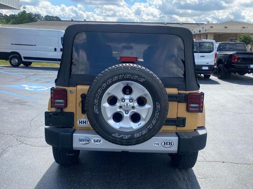2013 Jeep Wrangler Unlimited Sahara