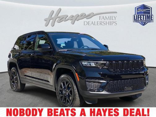 2025 Jeep Grand Cherokee Laredo