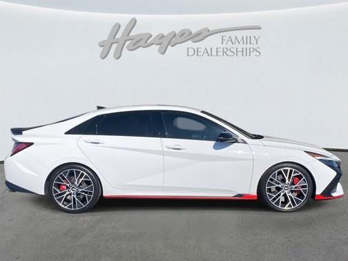 2022 Hyundai ELANTRA N Base