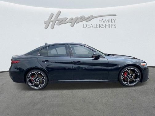2023 Alfa Romeo Giulia Veloce