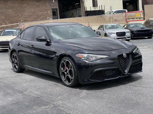 2023 Alfa Romeo Giulia Veloce