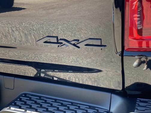 Diamond Black 2026 RAM 1500 Limited