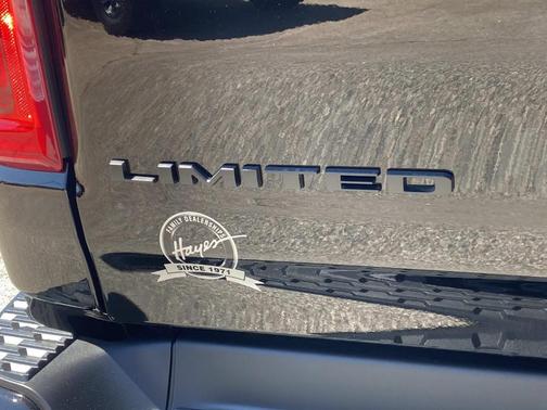 Diamond Black 2026 RAM 1500 Limited