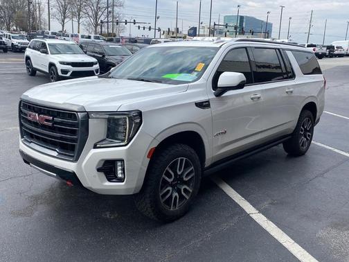 2021 GMC Yukon XL AT4