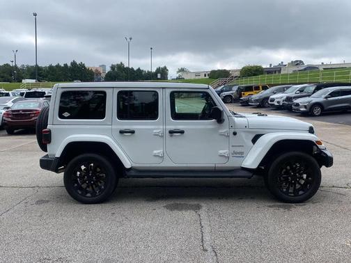 2022 Jeep Wrangler Unlimited 4xe Sahara