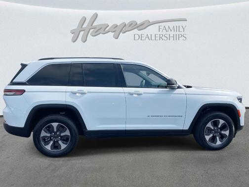 2022 Jeep Grand Cherokee 4xe Base