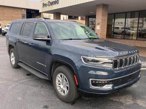 2024 Jeep Wagoneer L Base