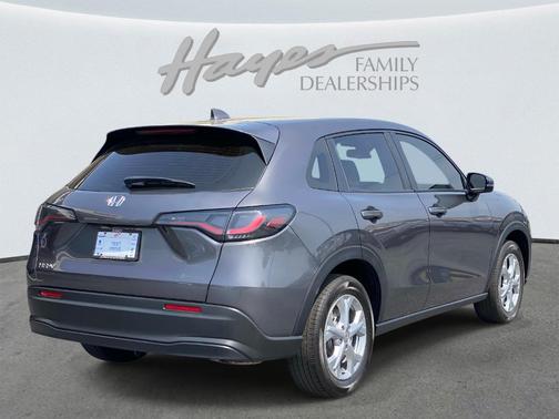 Modern Steel Metallic 2024 Honda HR-V LX