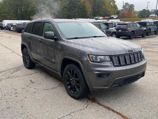 2017 Jeep Grand Cherokee Altitude